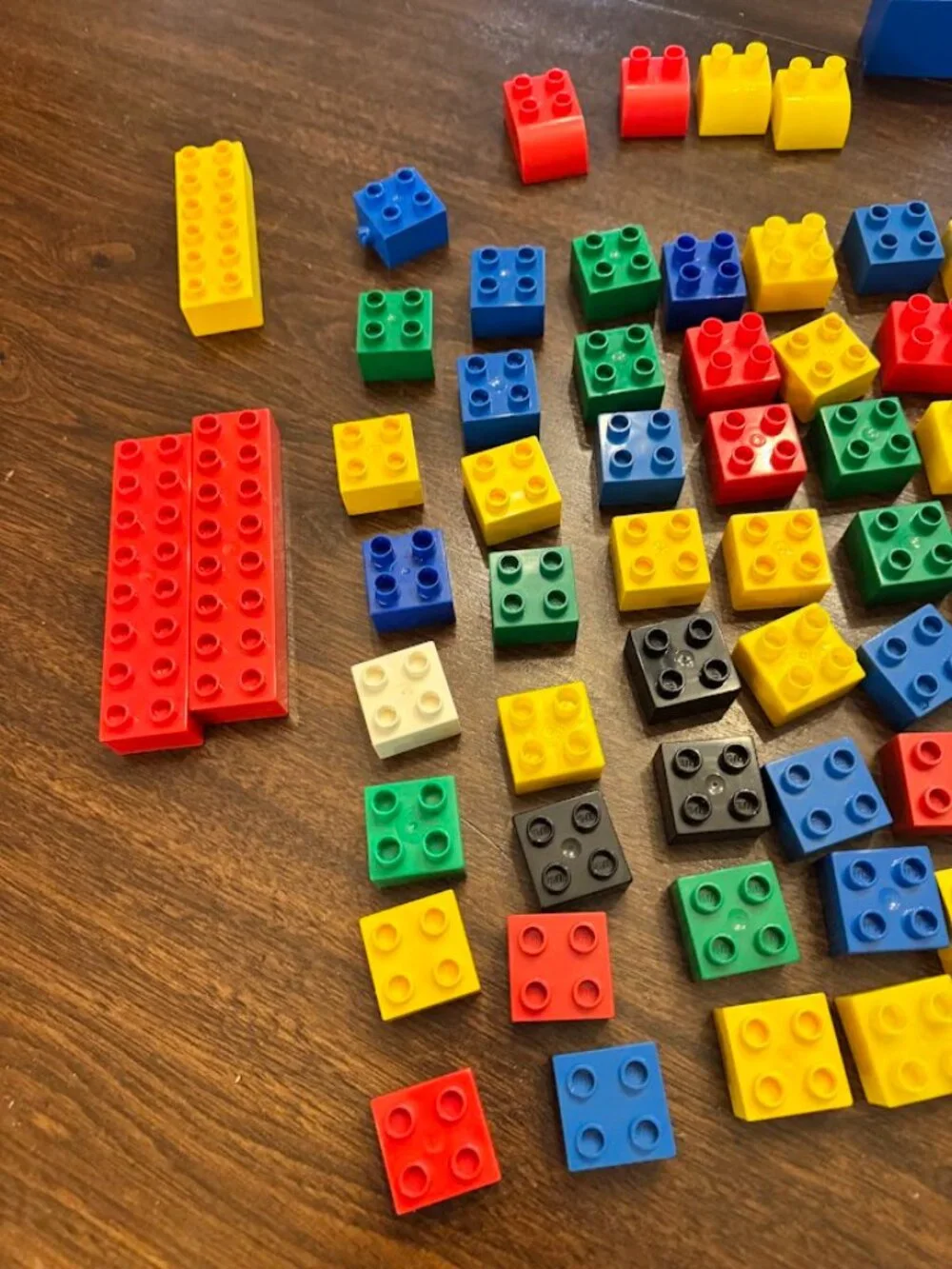 Assorted Lot of Duplo Blocks